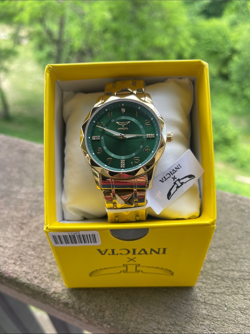 Invicta Gold and Green Men's Dress Watch (69021)